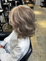 メリー オオサカ(Merly Osaka)&nbsp;海外風ミディアムバレイヤージュ_milk tea beige_