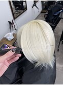ウルフカット/抜きっぱなしブロンド