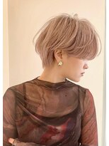 イヴォークトーキョーオーサカ(EVOKE TOKYO osaka)&nbsp;ハイトーンショート カラー ブリーチ ミルクティー 可愛い