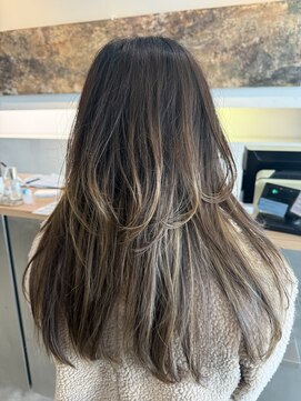 ルーム プロデュースドバイ アミカ(Room produced by Amica) ロングウルフ