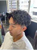 メンズショートピンパーマ