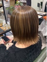 シャルムバイルーチェココ(CHARME by Lu'ce coco) ハイライトカラー艶感ナチュラルハイライトボブ