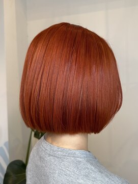 ピークスヘア(peaks hair) オレンジボブアプリコットオレンジダブルカラー切りっぱなし堀江