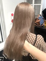 ココ 本八幡(KOKO)&nbsp;M黒髪小顔ヘアオリーブグレー艶髪クラゲヘアーココアベージュ