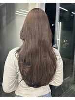 ロエ(LOE) ナチュラルベージュレイヤーカット顔周りレイヤーブリーチなし