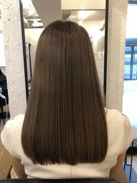 アコンプリッシュ 代官山 恵比寿(accomplish) ミルキーアクアミネコラ