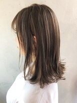 アイティー バイ アルバム 浦和店(IT by ALBUM) アッシュハイライト_オリーブカラーハイライトカラー_ba249041