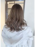 【Luccica】大人セミロング ミルクティベージュ
