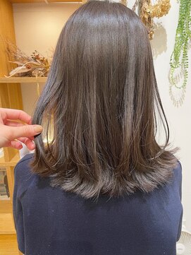 バイオレット 栄店(Violet) 赤み消しカラー!オリーブベージュ♪