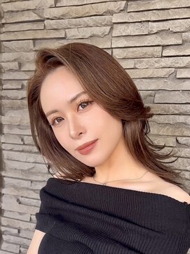 ハイバレーヘアーメゾン(HIGH VALLEY HAIRMAISON) 韓国レイヤー顔周りカットロングレイヤーベージュカラー