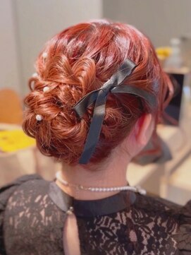 フォーエス(4S) ふんわりルーズな高めシニヨン☆結婚式お呼ばれヘア☆