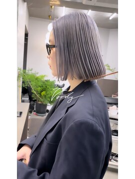 ヴァーディ オモテサンドウ(Vardy omotesando) ハイトーンボブ・表参道ケアブリーチ・ハイブリーチ・シルバー
