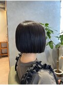 20代30代大人可愛い艶感グレージュ切りっぱなしショート