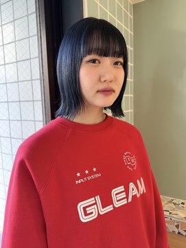 ウクク(UCUCU) パツッとボブカット × blue black color！〇