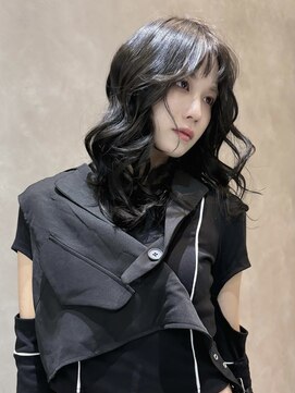 ニジュウサンド ナダーン(23° NADAUN) ウェーブヘア