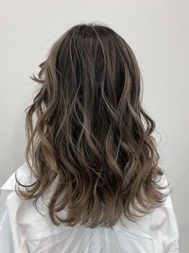 トゥルークリエイション 渋谷(True Creation) 韓国/レイヤー/イメチェン/ホワイト/外ハネボブ/美髪/渋谷