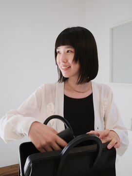 テッテ(TETTE) 顔周り切り込んだボブ