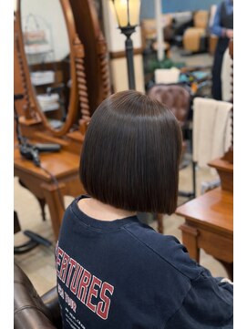 CHERE【シェール】 切りっぱなしボブ