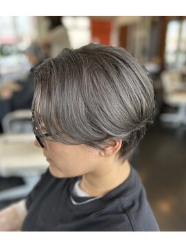 シュブデザイン クレイル 黒磯店 ハンサムショート