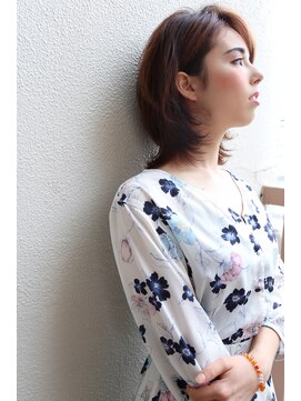 イソラブル(ISOLA-blu) 【耳かけで可愛いさアップ】ベージュブラウン×オシャレマッシュ