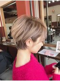 プラチナアッシュショートボブ【Ruufus恵比寿渋谷】赤塚