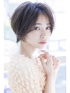 エアー 福岡(AIR) 【air-FUKUOKA】暗髪でも透明感のあるショートボブ