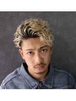 ライズ 渋谷店(RISE) 【禁断のブリーチツイストスパイラル】束感ショートパーマ!