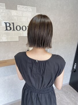 ブルーム(the Bloom) 【透明感】アッシュブラウン[木更津/ブリーチ/ダブルカラー］