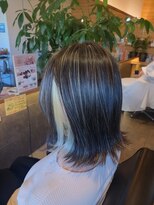 ジャム オードリー(Jam Audrey)&nbsp;ハイライト/白髪ぼかし/インナーカラー/外ハネボブ