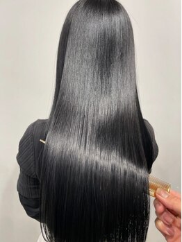 アールサロン オカザキ(Rr salon.OKAZAKI)の写真/<今大注目!RrSALON HYDO XEトリートメント>髪を根本から補修*髪の芯から潤うプレミアムケア[岡崎/学割U24]