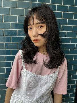 ダンボ(DUMBO) レイヤーカット/巻き髪