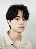 渋谷フェザーパーマフェザーショート大人刈り上げセンターパート