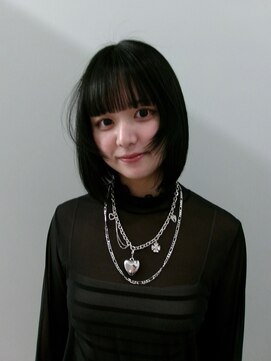 ミッシュバイアーバン(misch by urban.) 顔周りレイヤー/ボブ/暗髪/透明感カラー