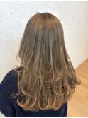 ヘーゼルグレージュ