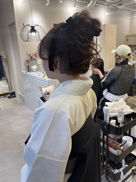 ウム(umu.) ヘアセット / ヘアアレンジ / アップスタイル / 卒業式ヘア