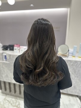 エレノア アネックス銀座(Eleanor) 艶グレージュ*