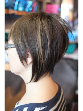 オーバーキャプテンネイキッド(OVER CAPTAIN NAKED) ネオジオメトリックショート（アシンメトリーショート）