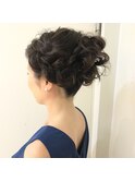 30代40代からの後ろ姿のリフトアップオールアップヘアアレンジ