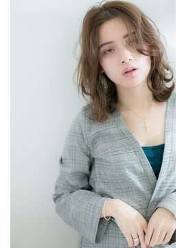 ヘアアンドデイスパ アグー(hair&dayspa AGU) 【AGU 横須賀中央】センターパート無造作ミディ