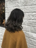 ヘンリエッタ 自由ヶ丘(Henrietta)&nbsp;カーキグレーグラデーション