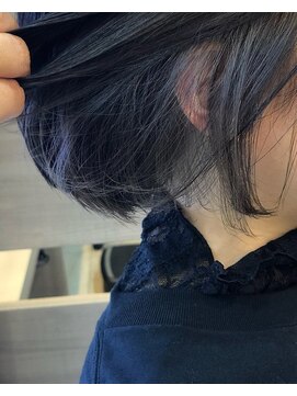 ヘアアンドメイク シークネクスト(HAIR&MAKE SeeK NEXT) 【 NEXT 島貫】インナー×ブルーシルバー