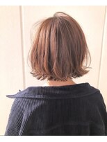 リン モアナバイヘッドライト 武蔵小杉2号店(lynn Moana by HEADLIGHT)&nbsp;lynn【武蔵小杉】#切りっぱなしボブ#外はねボブ#ベージュ