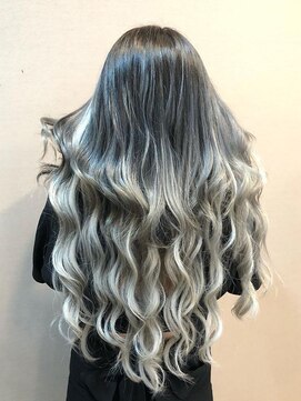 ララ モアナ(LaLa Moana) エクステ/ホワイトシルバー/ハイトーンカラー/韓国風デザイン