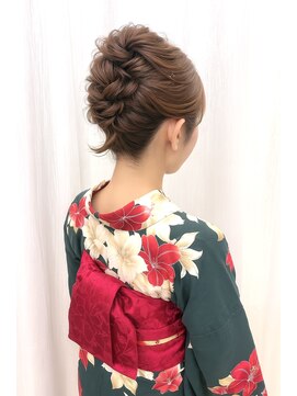 ストゥー(StueW.) 浴衣可愛いヘアアレンジ4/髪質改善/ヘアセット/ヘアメイク/韓国