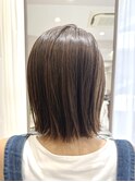 結べる大人女性の小慣れ切りっぱなしボブショコラブラウンカラー