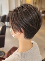 ビーヘアー 近鉄八尾店(Bee.hair)&nbsp;繊細ハイライトで魅せるブランベージュショート