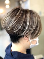 メリケンビューティーパーラー コウベ(MERICAN BEAUTY PARLOR KOBE) ナチュラルショート/ハイライト白髪ぼかし/40代50代60代透明感