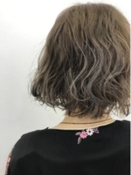 トロニー(TLONY) グレージュボブ