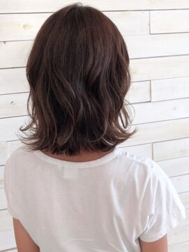 ラック 辻堂(LUCK) オリーブ×波うぇーぶ