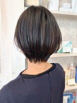 キャアリー(Caary)&nbsp;福山市Caary人気ヘア大人ガーリーショートボブ